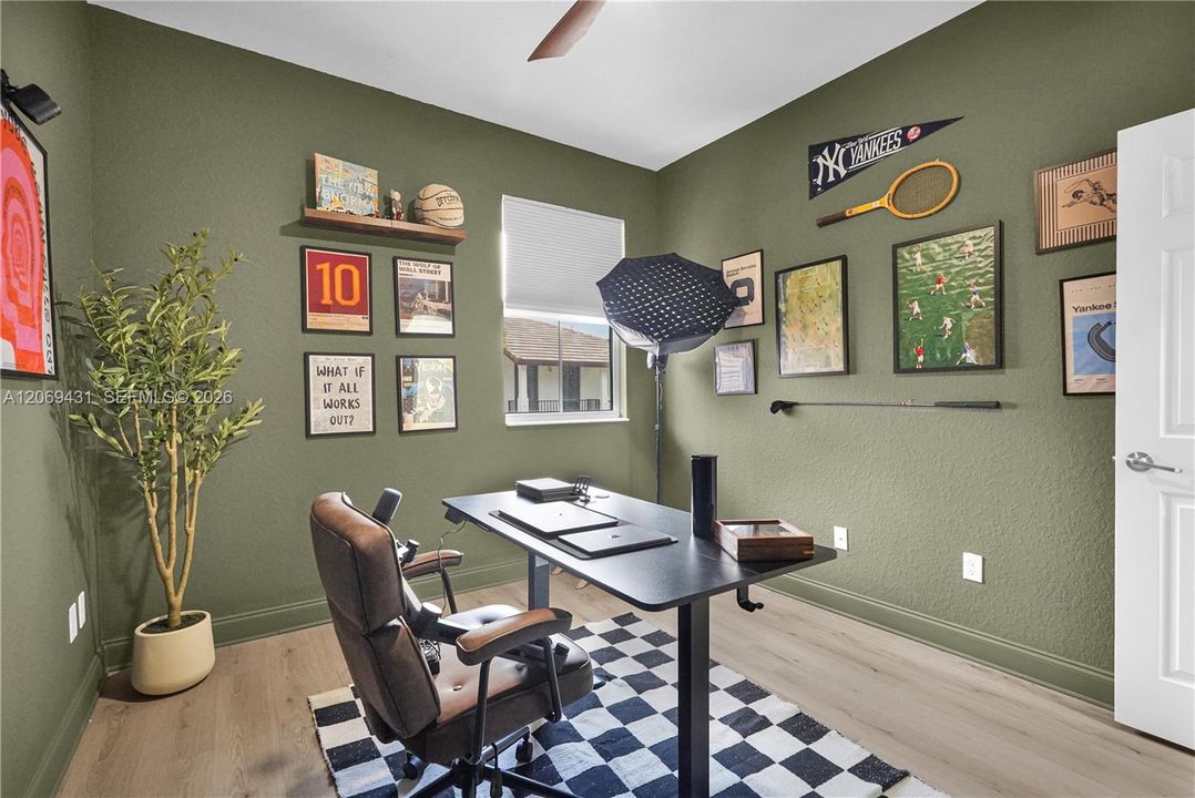 For Sale: $545,888 (3 beds, 2 baths, 1768 Square Feet)