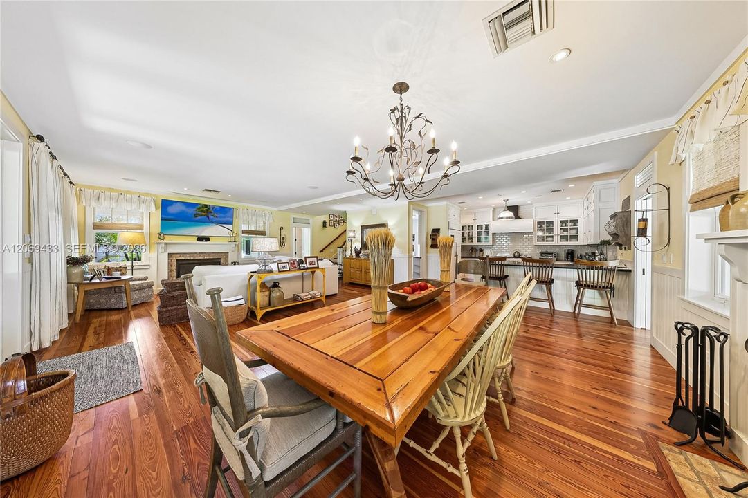 For Rent: $25,000 (4 beds, 4 baths, 2982 Square Feet)