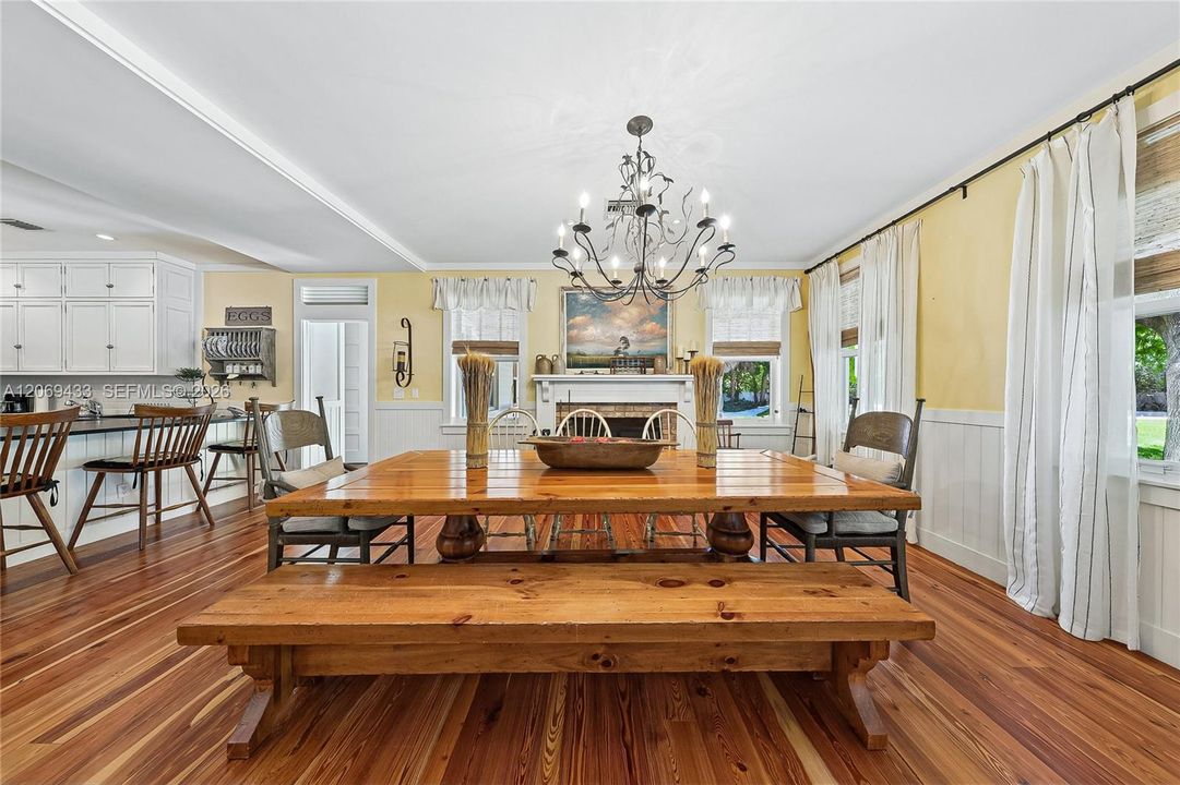 For Rent: $25,000 (4 beds, 4 baths, 2982 Square Feet)