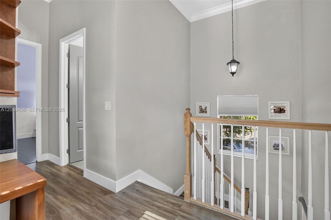 For Sale: $649,999 (3 beds, 2 baths, 2320 Square Feet)