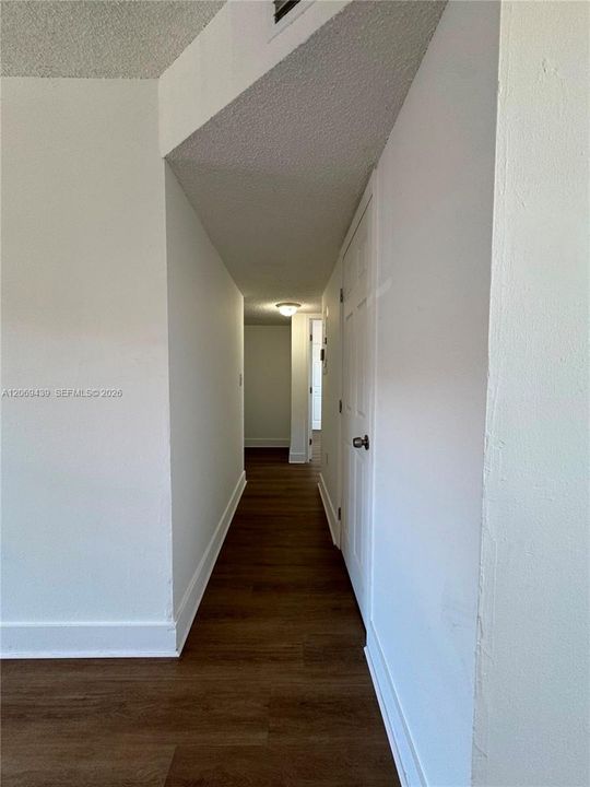 For Rent: $2,285 (3 beds, 2 baths, 847 Square Feet)