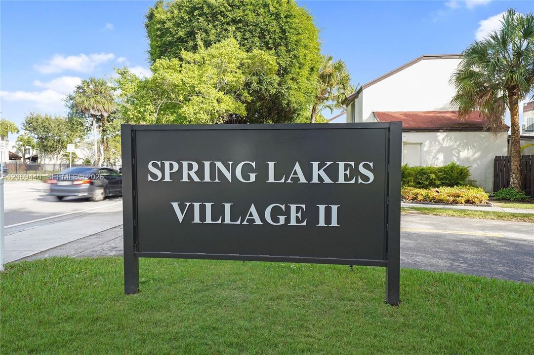 Active With Contract: $3,300 (3 beds, 2 baths, 1565 Square Feet)