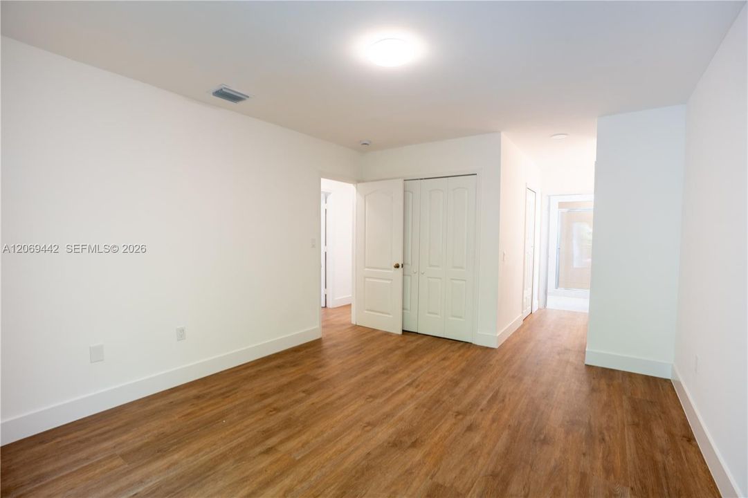 For Rent: $4,000 (4 beds, 2 baths, 1714 Square Feet)