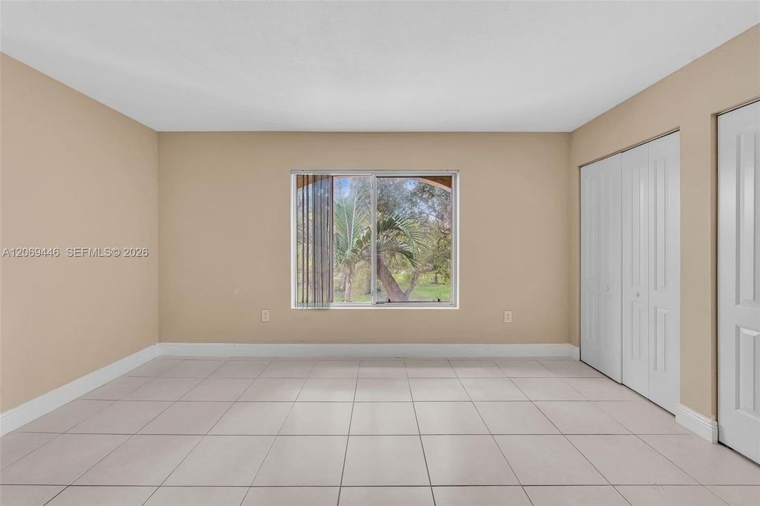 En Venta: $189,900 (1 camas, 1 baños, 834 Pies cuadrados)