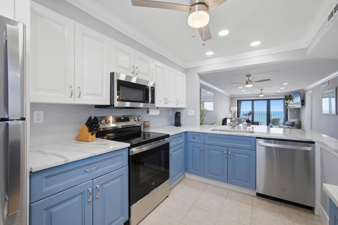 027_-_Kitchen_5