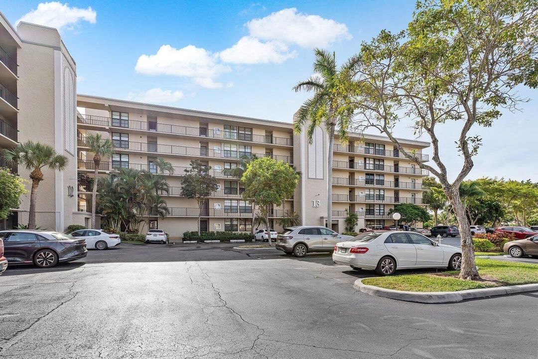 002-13RoyalPalmWay-Unit602-BocaRaton-FL-