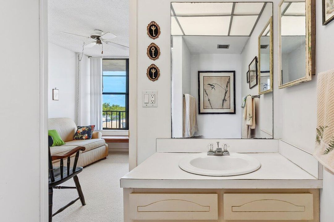 025-13RoyalPalmWay-Unit602-BocaRaton-FL-