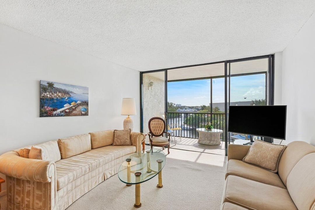 015-13RoyalPalmWay-Unit602-BocaRaton-FL-