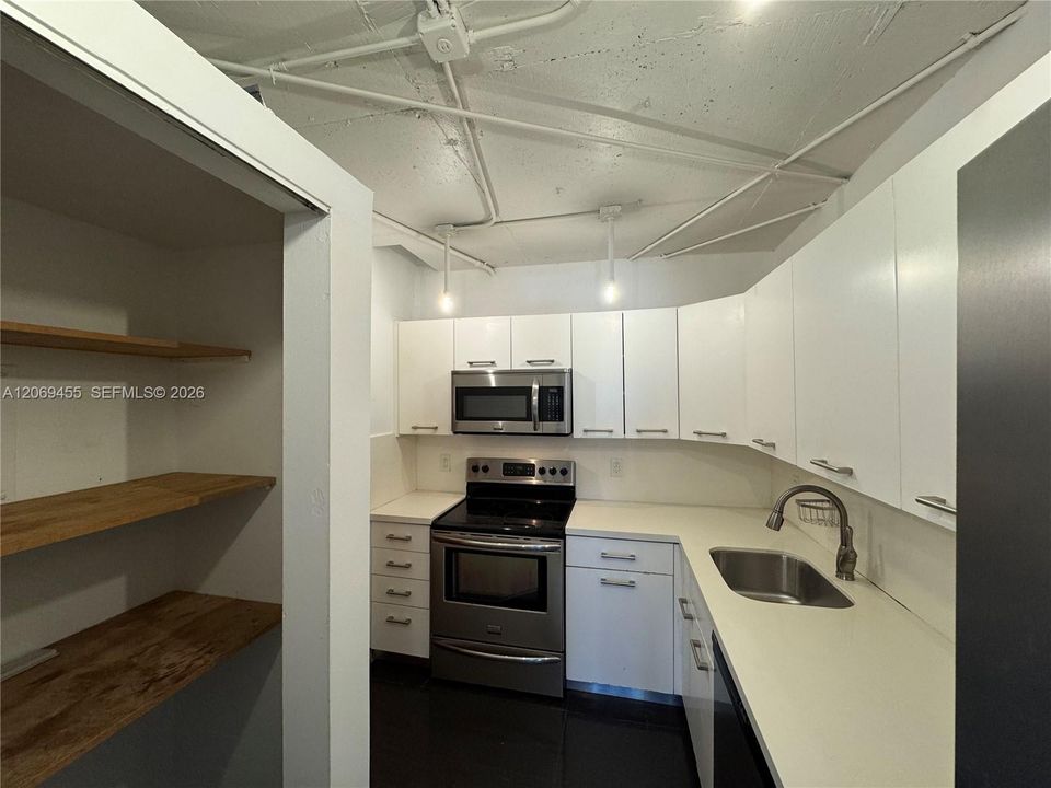 En Renta: $3,350 (1 camas, 2 baños, 920 Pies cuadrados)