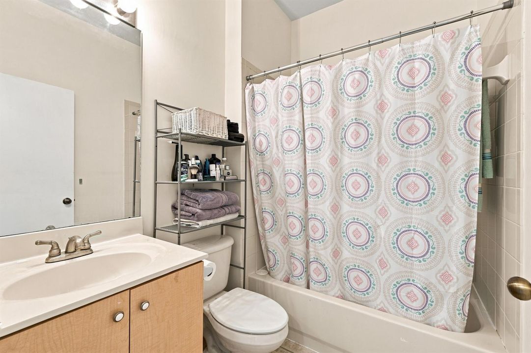 27_bathroom