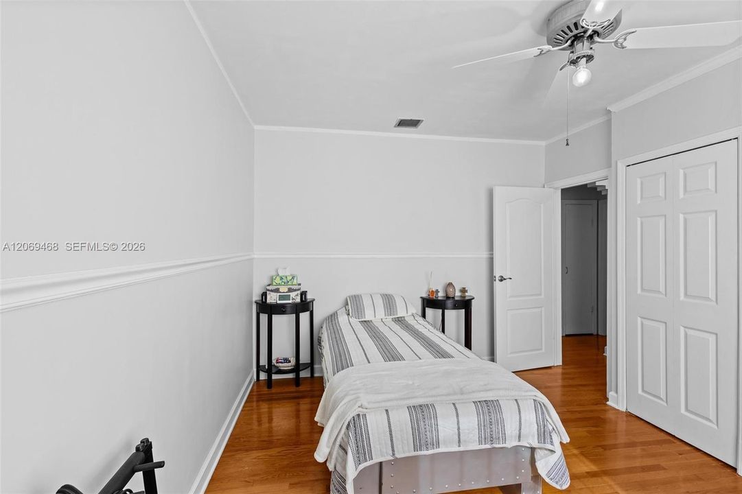 For Sale: $945,000 (3 beds, 2 baths, 1772 Square Feet)