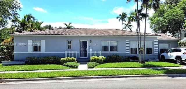 For Sale: $945,000 (3 beds, 2 baths, 1772 Square Feet)