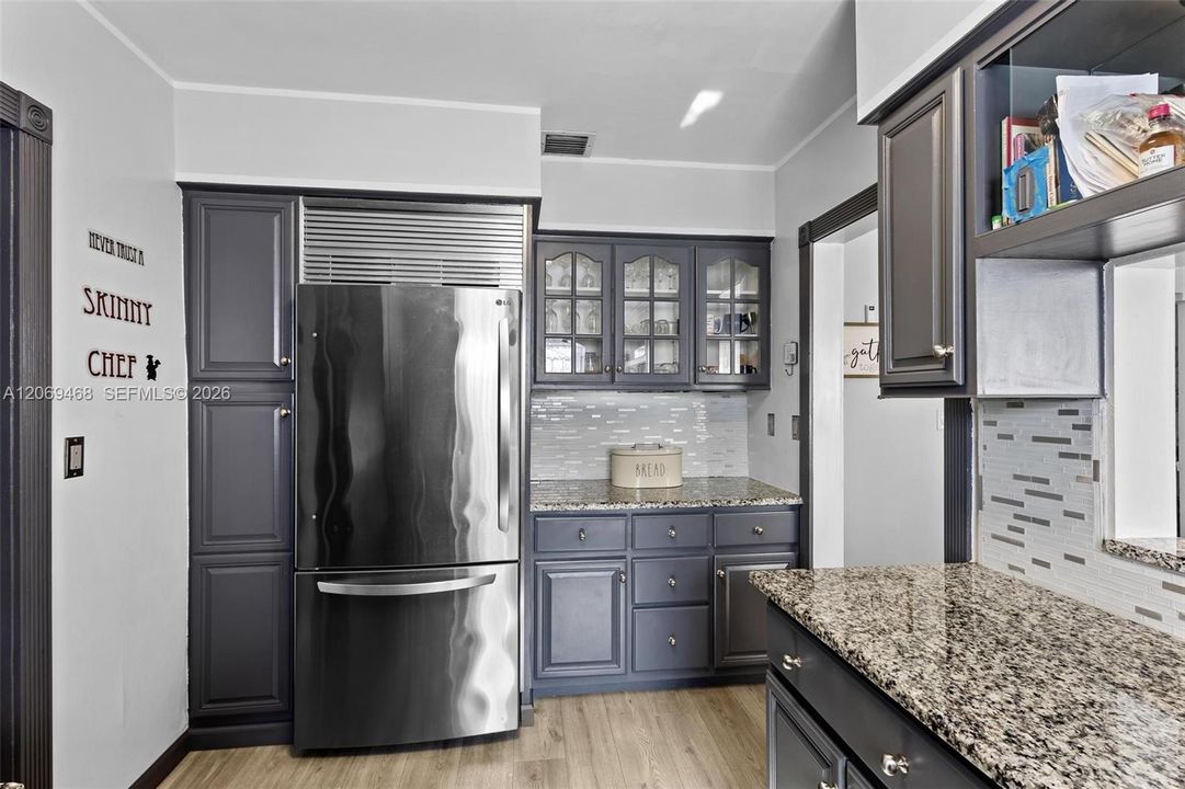 For Sale: $945,000 (3 beds, 2 baths, 1772 Square Feet)