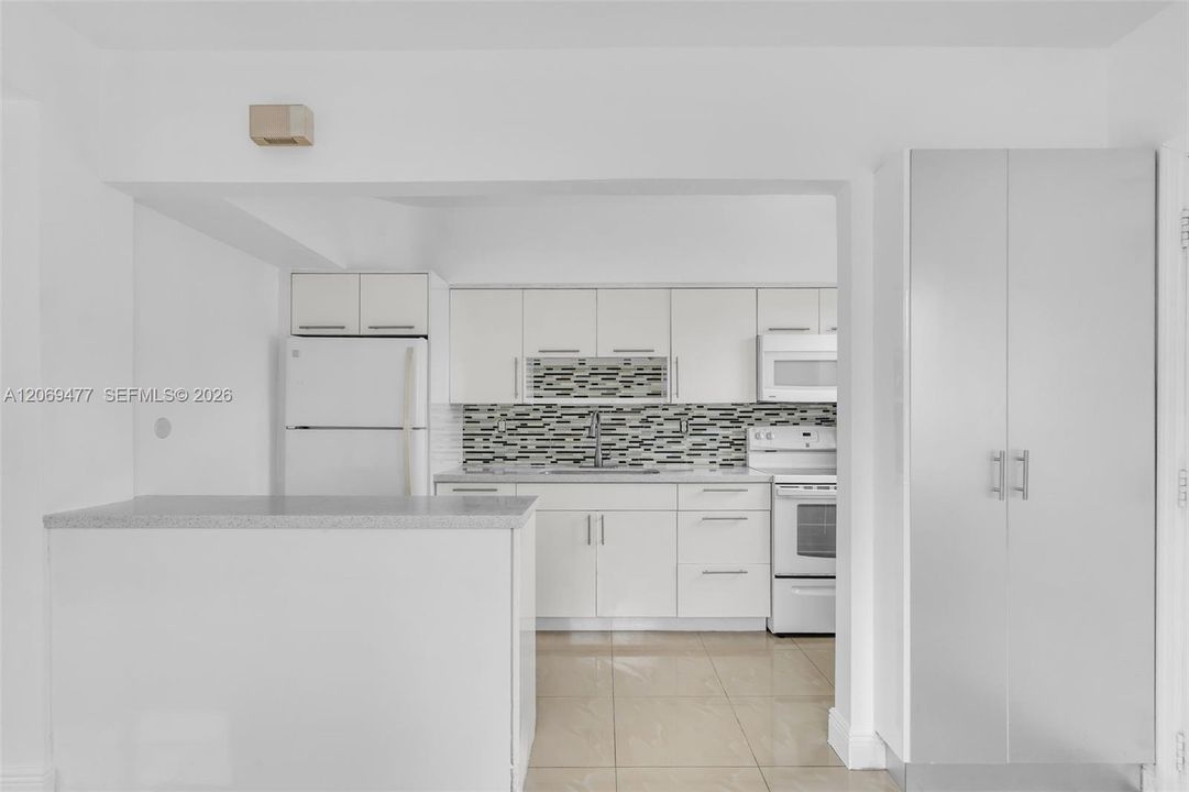 For Sale: $910,000 (0 beds, 0 baths, 2127 Square Feet)