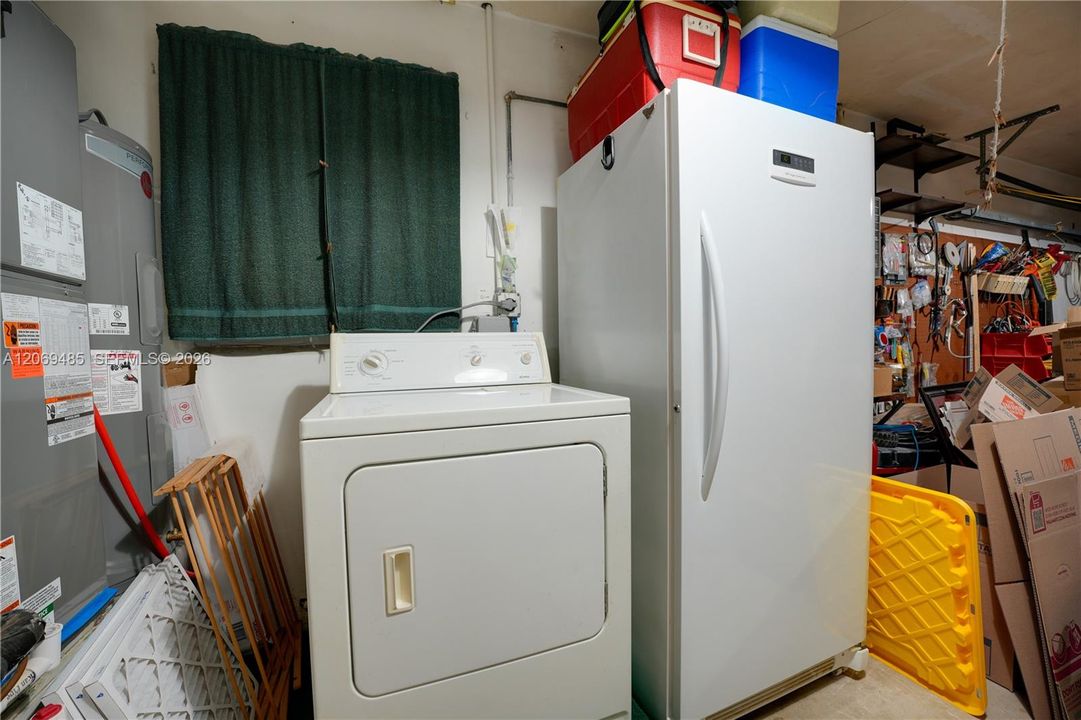 For Sale: $449,000 (3 beds, 2 baths, 1483 Square Feet)