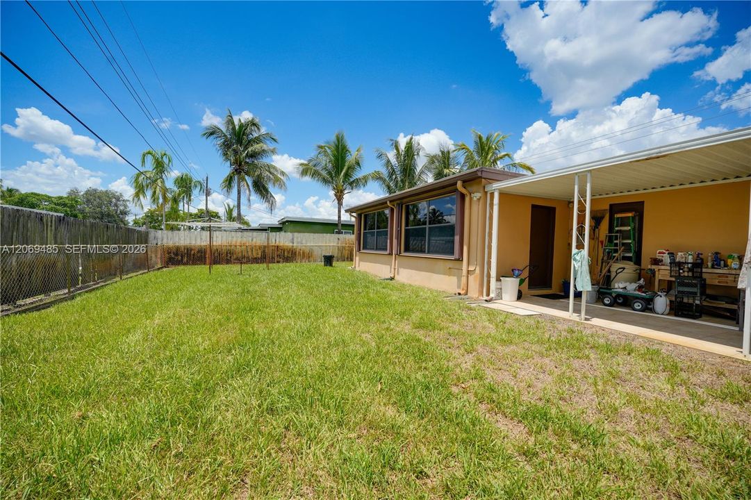 For Sale: $449,000 (3 beds, 2 baths, 1483 Square Feet)