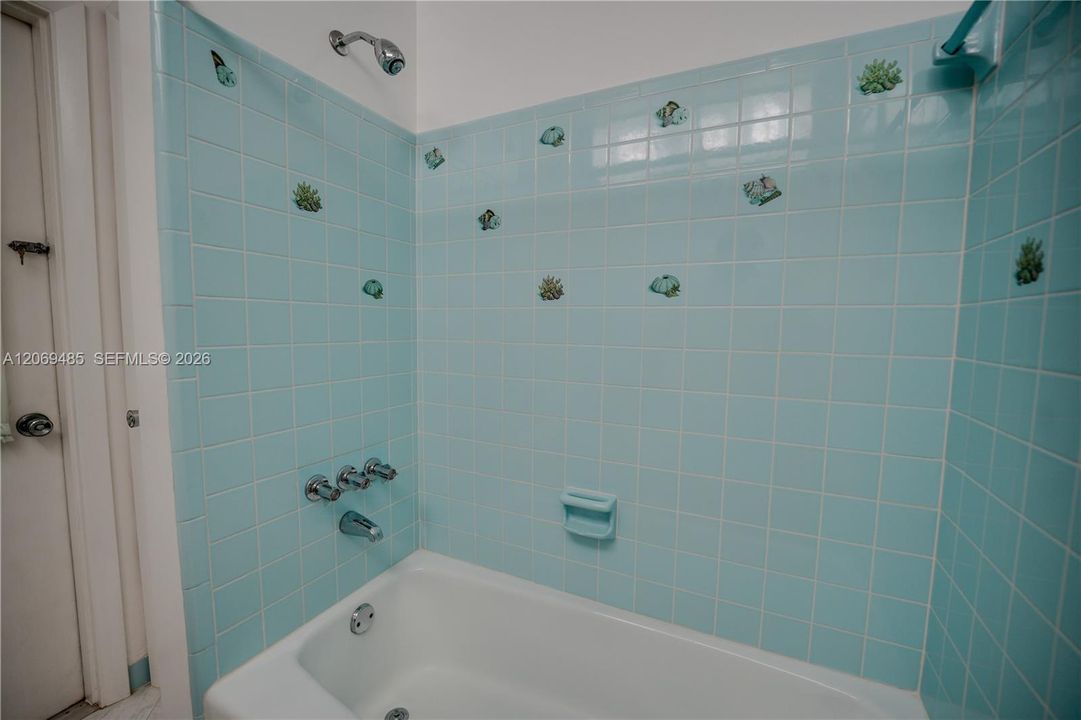 For Sale: $449,000 (3 beds, 2 baths, 1483 Square Feet)