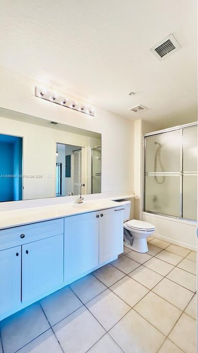 В аренду: $2,200 (1 спален, 1 ванн, 765 Квадратных фут)