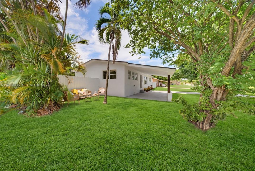 For Sale: $615,000 (3 beds, 2 baths, 1248 Square Feet)