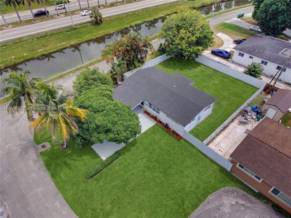 For Sale: $615,000 (3 beds, 2 baths, 1248 Square Feet)