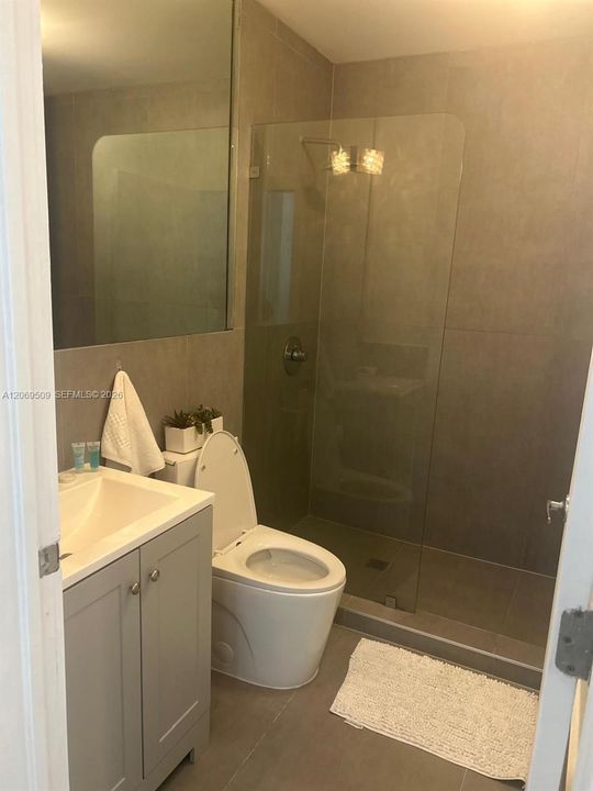 For Rent: $2,200 (1 beds, 1 baths, 473 Square Feet)