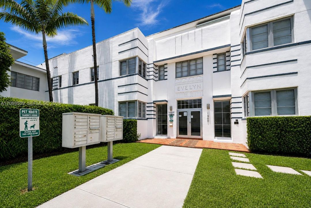 For Rent: $2,200 (1 beds, 1 baths, 473 Square Feet)