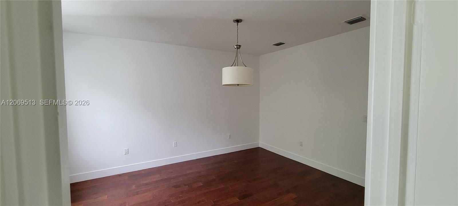 For Rent: $4,350 (3 beds, 2 baths, 1816 Square Feet)
