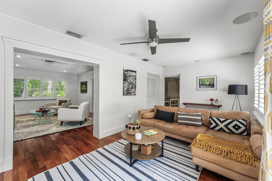 017-2130Southwest27thTerrace-FortLauderd