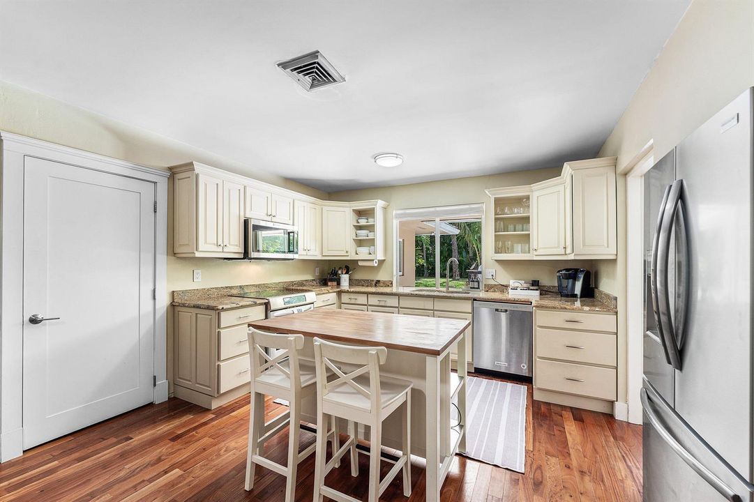 009-2130Southwest27thTerrace-FortLauderd