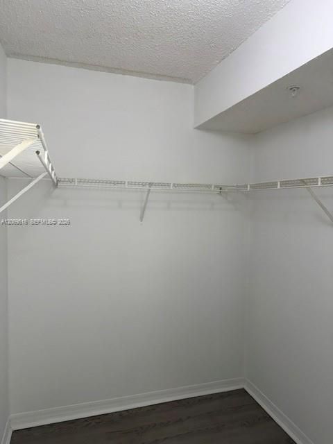 For Rent: $1,700 (1 beds, 1 baths, 798 Square Feet)