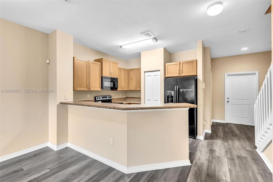 For Sale: $389,900 (3 beds, 2 baths, 1514 Square Feet)