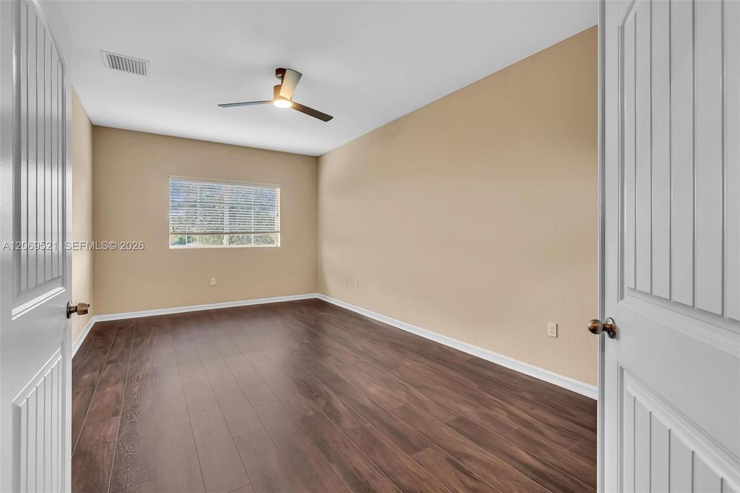 For Sale: $389,900 (3 beds, 2 baths, 1514 Square Feet)