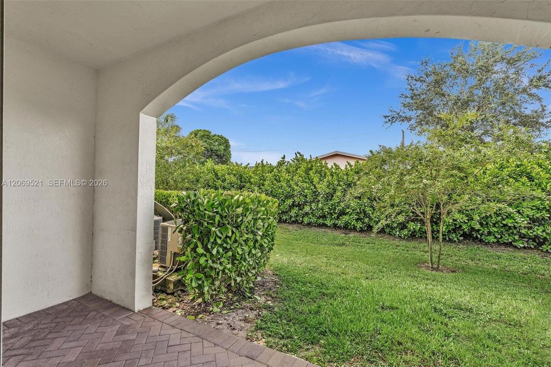 For Sale: $389,900 (3 beds, 2 baths, 1514 Square Feet)
