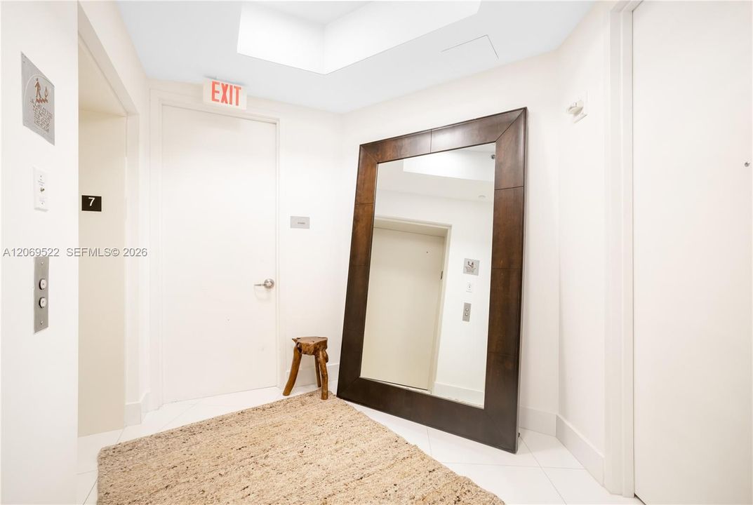 For Rent: $10,800 (3 beds, 3 baths, 2106 Square Feet)