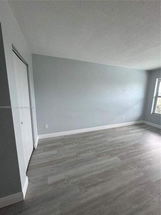 В аренду: $1,850 (1 спален, 1 ванн, 825 Квадратных фут)