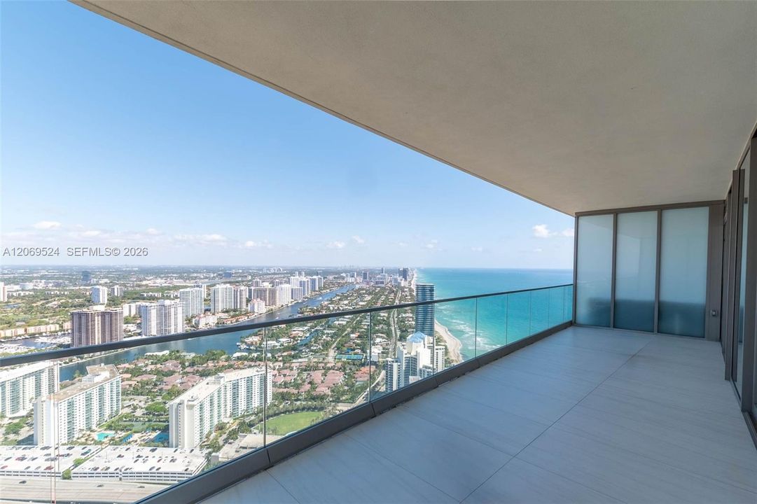 For Sale: $3,999,000 (3 beds, 3 baths, 2271 Square Feet)