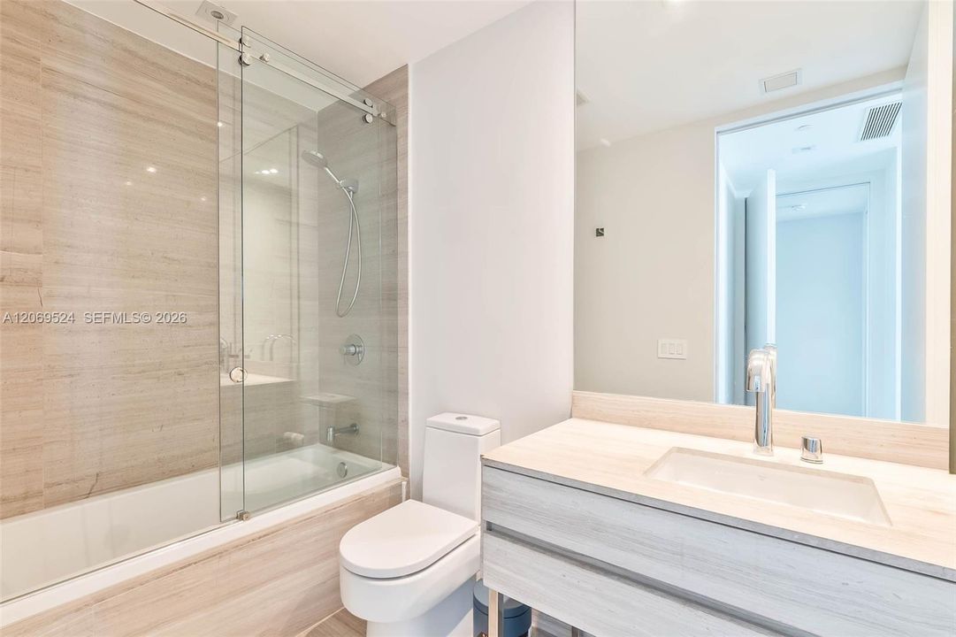 For Sale: $3,999,000 (3 beds, 3 baths, 2271 Square Feet)