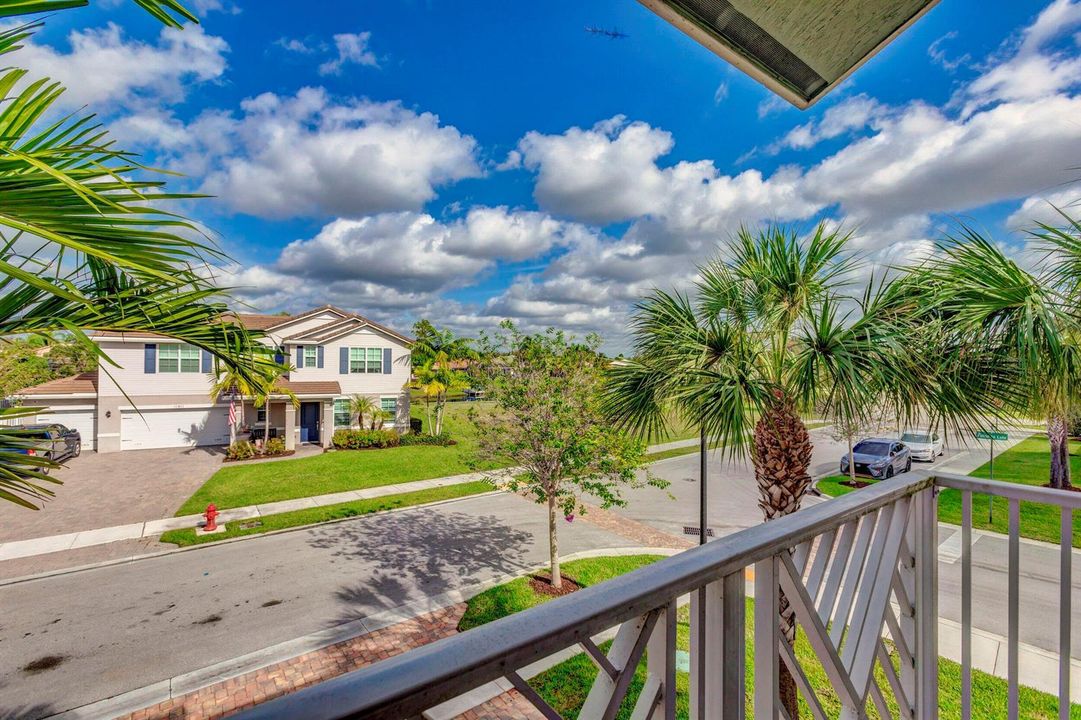 balcony off 3rd bdrm