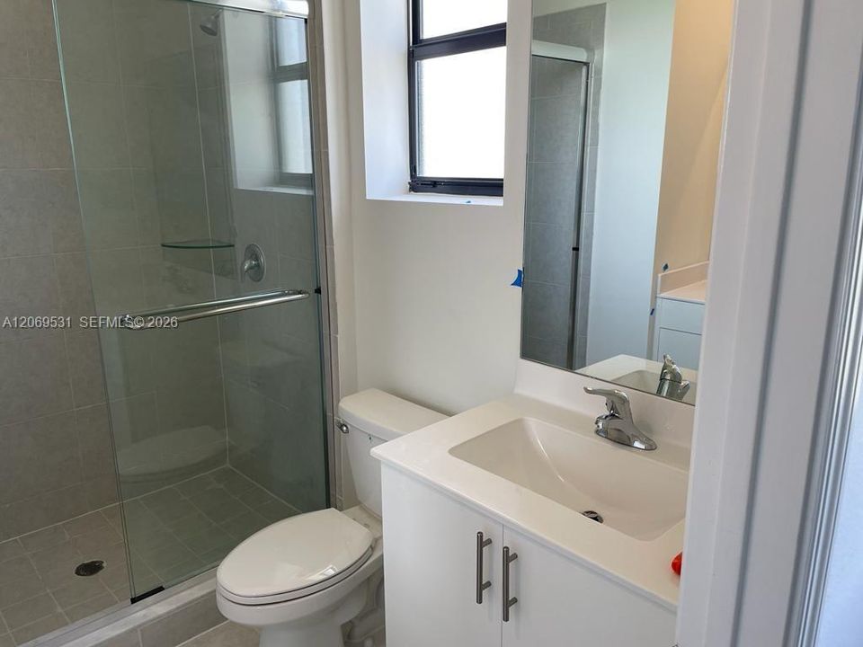 For Rent: $2,975 (3 beds, 2 baths, 1544 Square Feet)