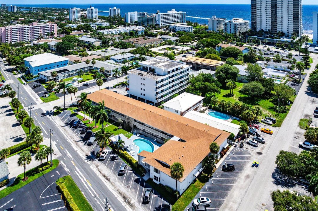 022-1110NorthRiversideDrive-23-PompanoBe