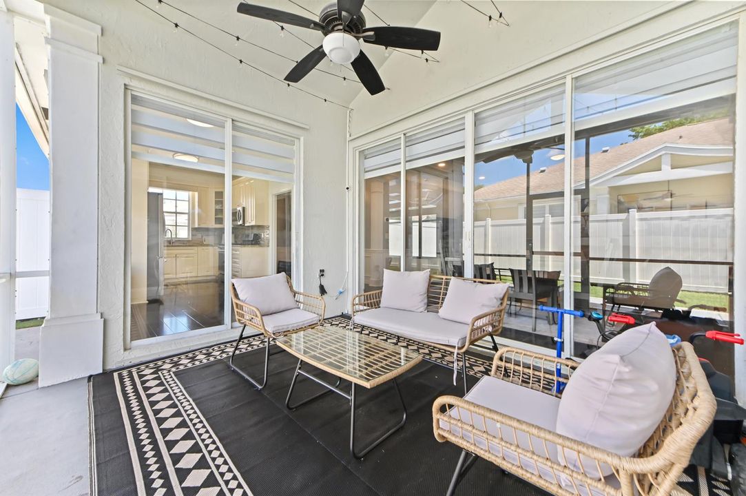 28 porch 02