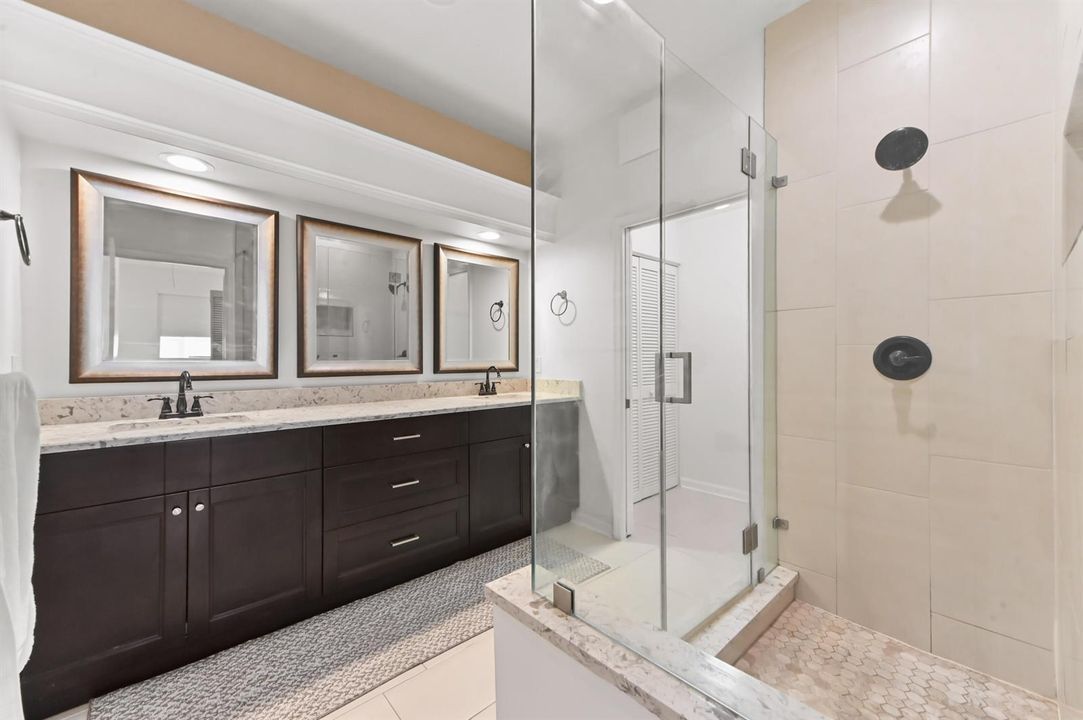 20 bathroom 02