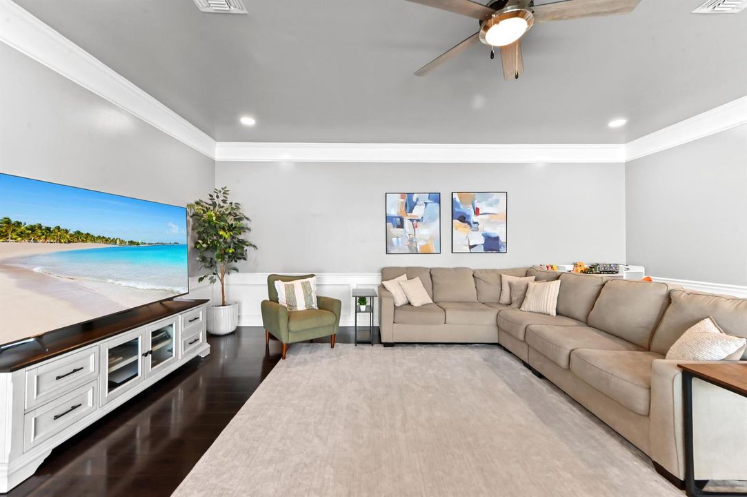 13 living room 01