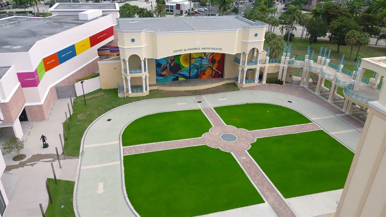 3 Theater