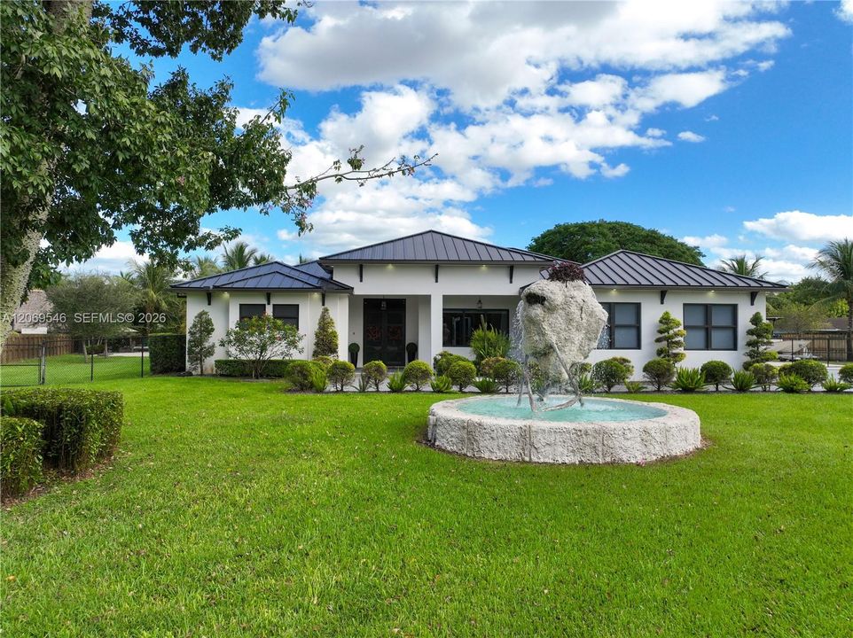 En Venta: $1,750,000 (5 camas, 4 baños, 3198 Pies cuadrados)