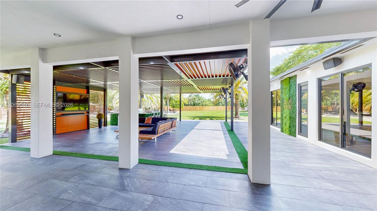En Venta: $1,750,000 (5 camas, 4 baños, 3198 Pies cuadrados)