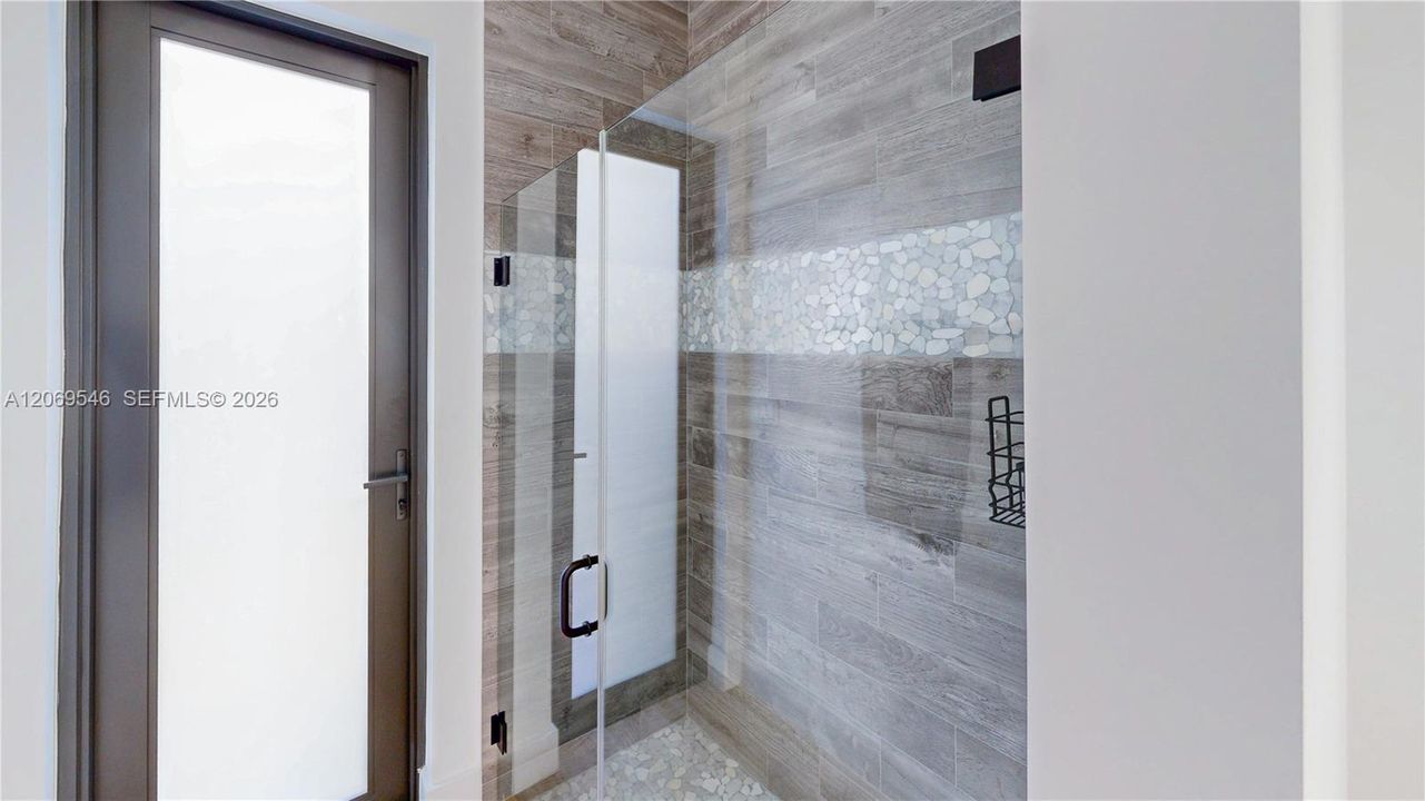 En Venta: $1,750,000 (5 camas, 4 baños, 3198 Pies cuadrados)