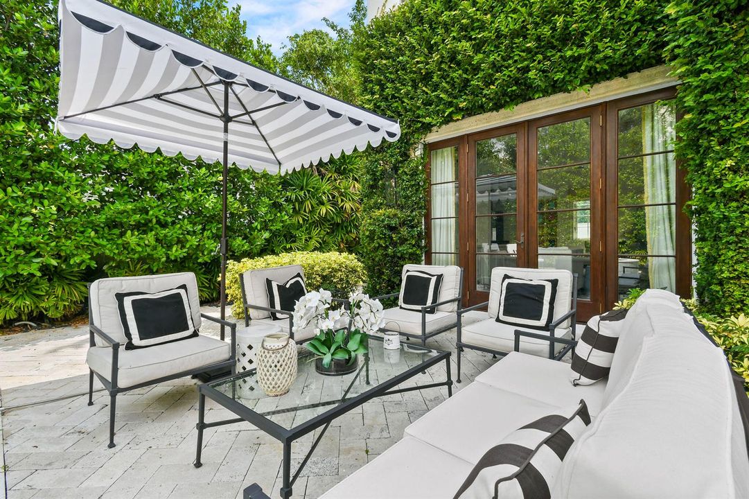 Outdoor Sitting Area