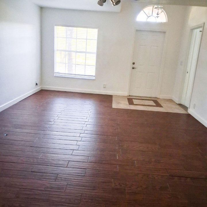 In-Law Suite - Living Room