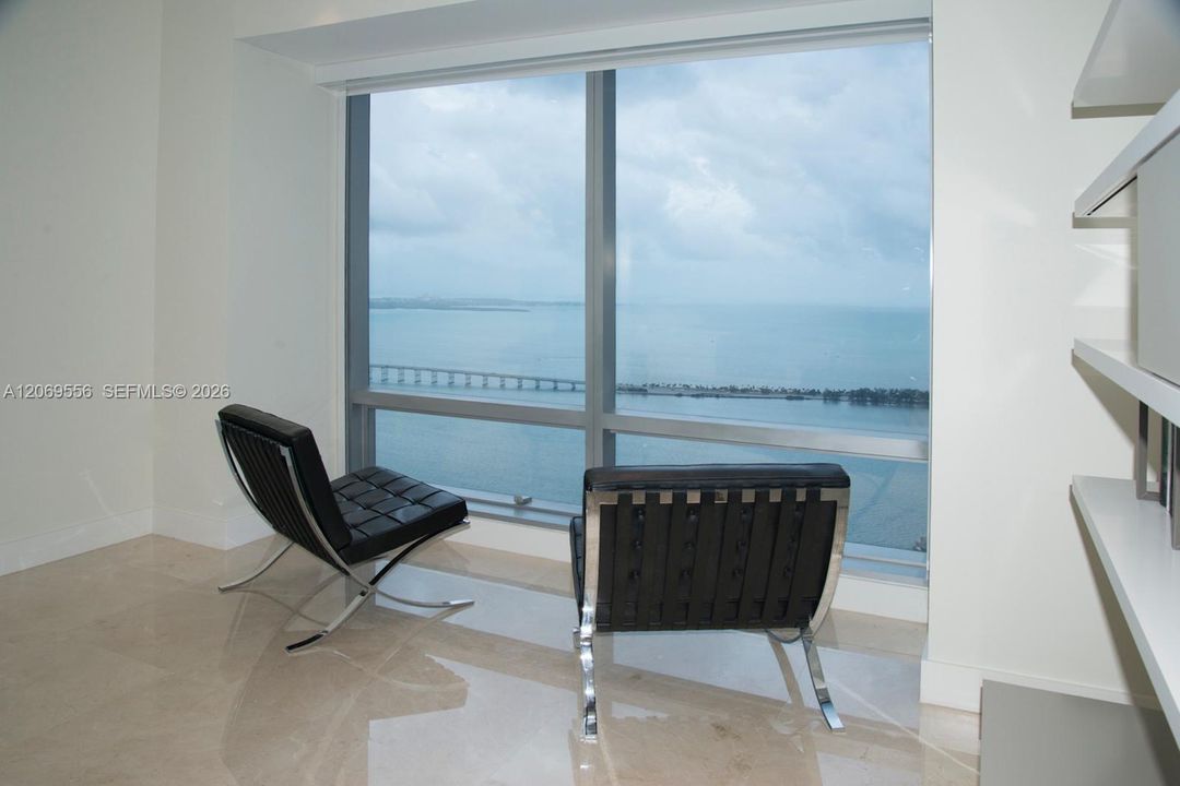 For Rent: $12,000 (2 beds, 2 baths, 1570 Square Feet)